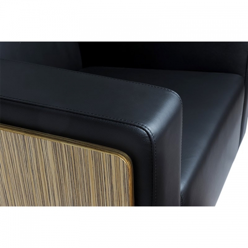 Classic Executive 2 Seater Leather Lounge